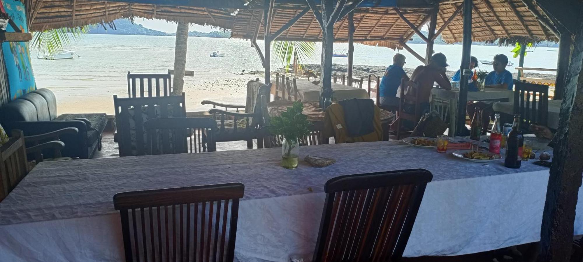 Piscine Bimoko Hotel Nosy-Be Buitenkant foto